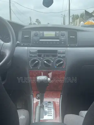 Toyota Corolla Sedan 2004 Silver