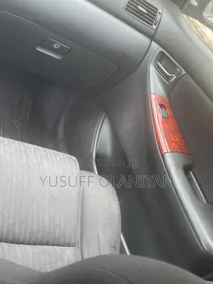 Toyota Corolla Sedan 2004 Silver