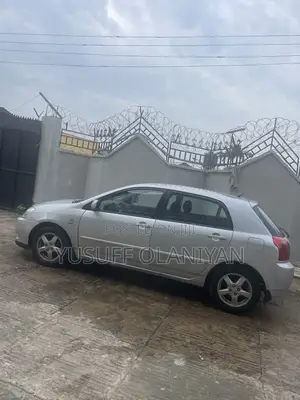 Toyota Corolla Sedan 2004 Silver