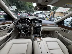 Mercedes-Benz E350 Base 4Matic Sedan AWD (3.5L 6cyl 7A) 2014 Gray