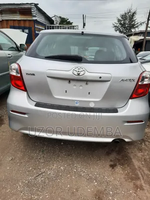 Toyota Matrix 2010 Silver