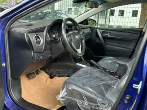 Toyota Corolla 2018 Blue