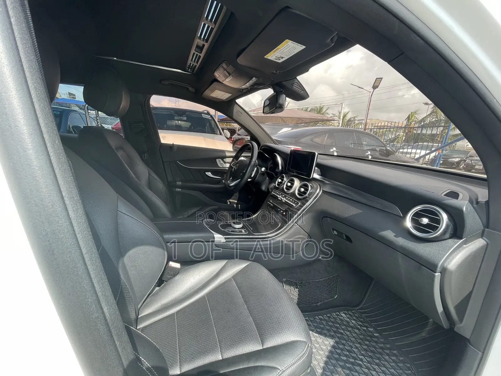 Mercedes-Benz GLC-Class 2018 White