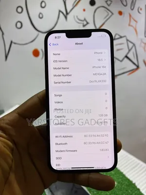 Apple iPhone 16e 128 GB Black