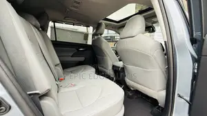 Toyota Highlander 2020 Blue