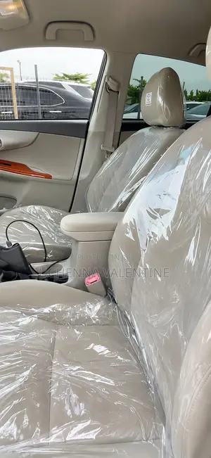Toyota Corolla 2010 Gray