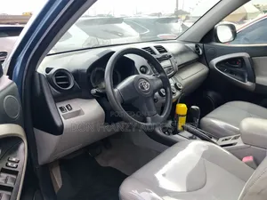 Toyota RAV4 2008 Blue