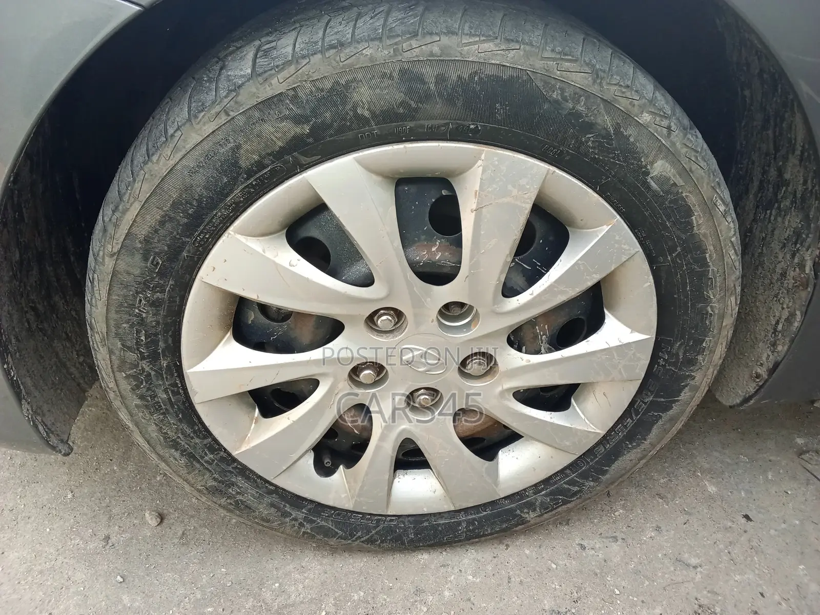 Hyundai Elantra 2013 Gray