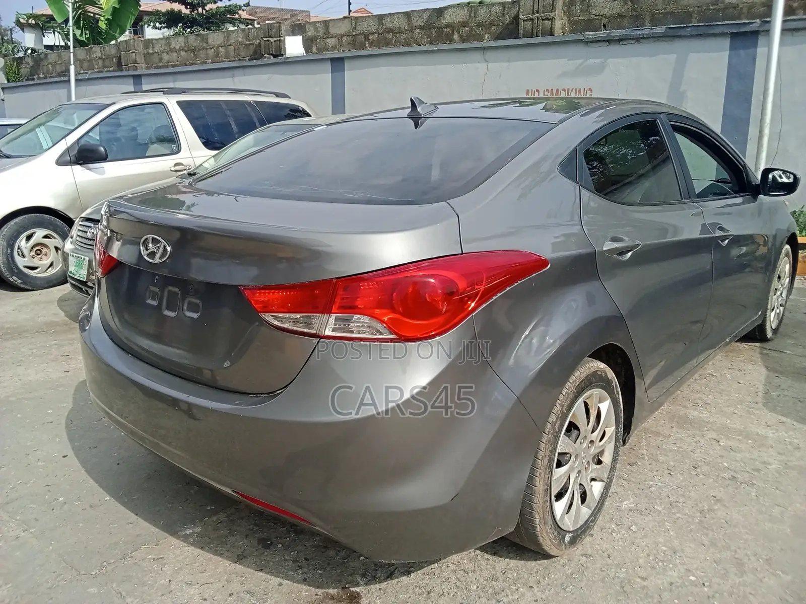 Hyundai Elantra 2013 Gray