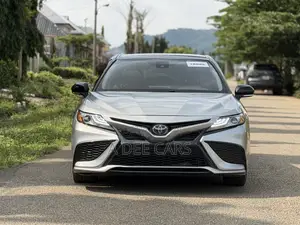 Toyota Camry XSE 2023 Silver