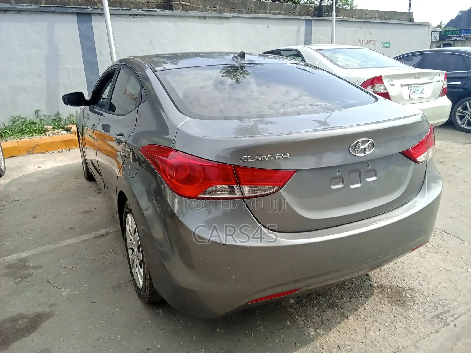 Hyundai Elantra 2013 Gray