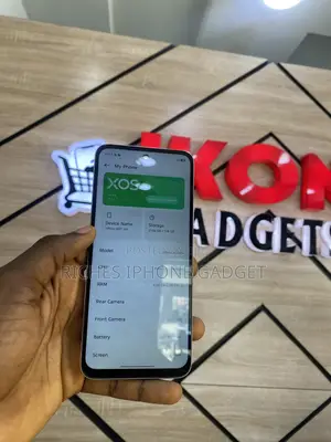 Infinix Hot 60i 128 GB Silver