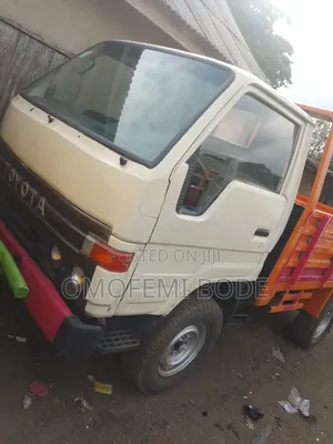 Toyota Dyna 150 Four Tyres With 3y Engine Petrol