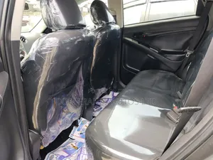 Toyota Matrix 2010 Gray