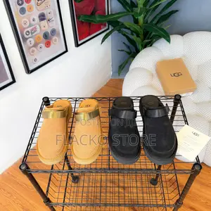 Original Ugg Suede Clogs