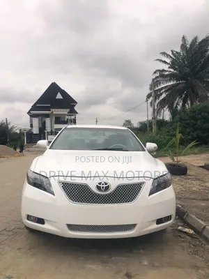 Toyota Camry LE 4dr Sedan (2.4L 4cyl 5A) 2009 White