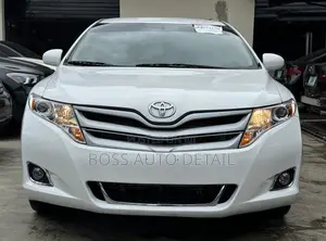Toyota Venza Limited 2009 White