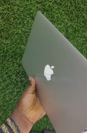 Laptop Apple MacBook Air 2014 8GB Intel Core i5 HDD+SSD 512GB
