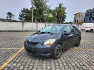 Toyota Yaris 2009 Gray