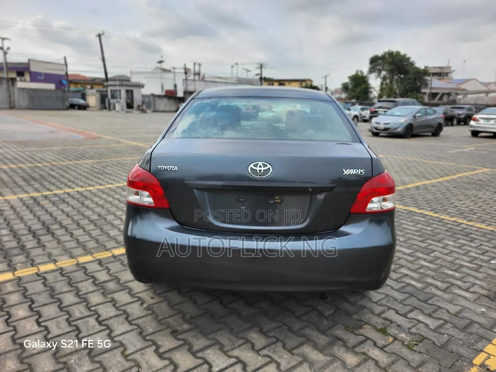 Toyota Yaris 2009 Gray
