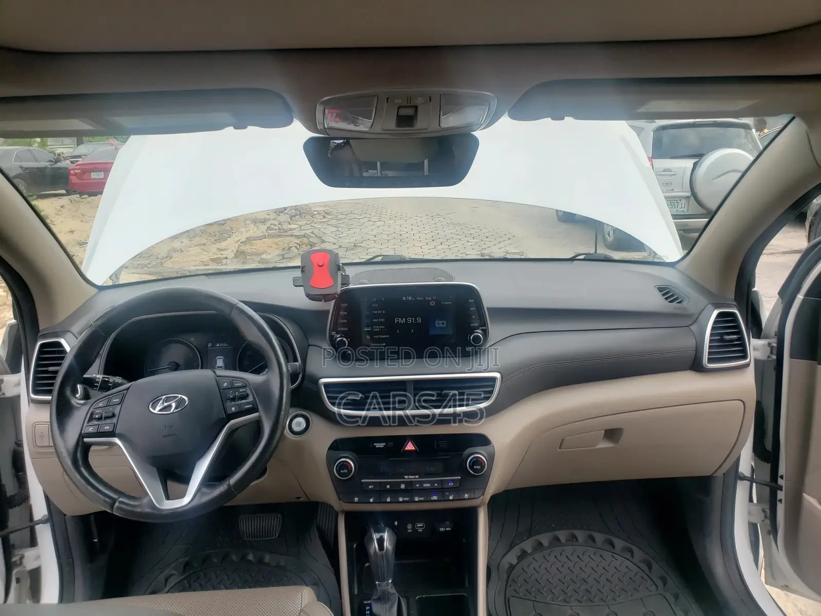 Hyundai Tucson 2019 White