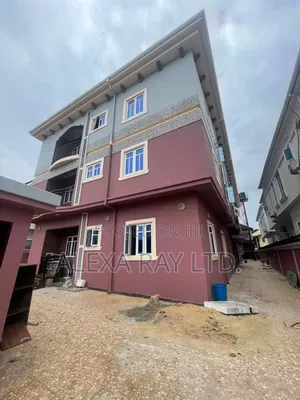 3bdrm Block of Flats in Ikota for rent