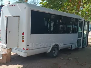Ford E450 2009 White