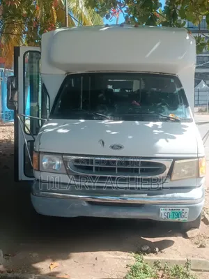 Ford E450 2009 White