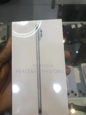 New Apple iPhone Air 256 GB White