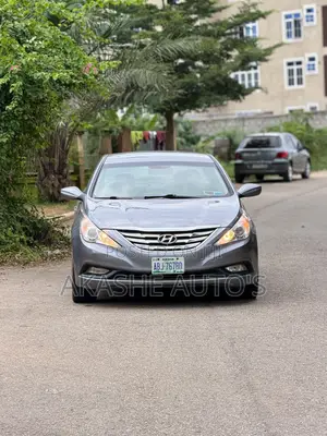 Hyundai Sonata GLS Sedan FWD (2.4L 4cyl 6A) 2012 Gray