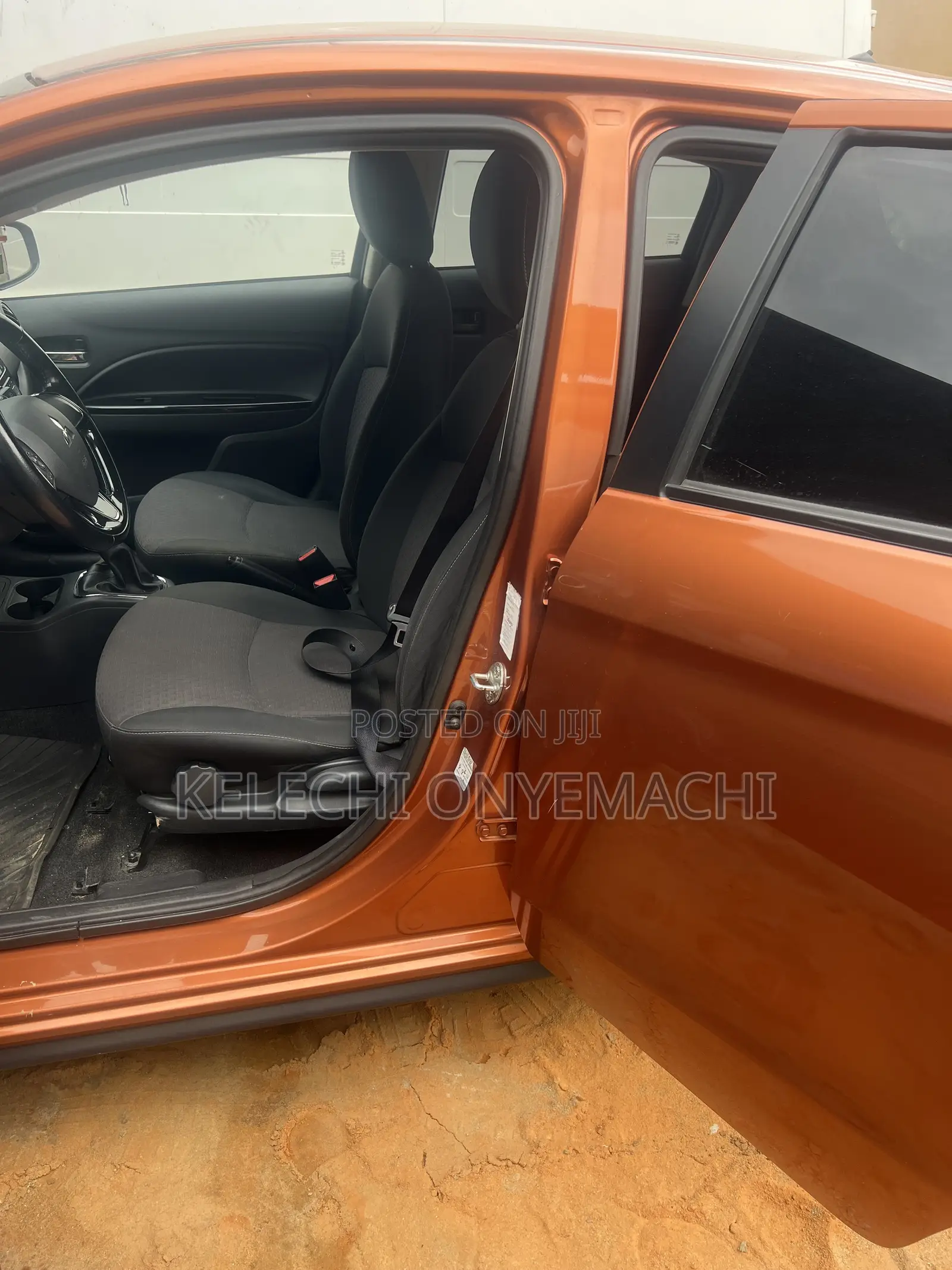 Mitsubishi Spacestar 2016 Orange