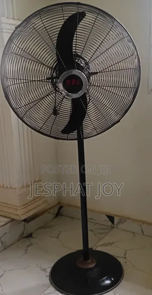 For Sale: 26-Inch Industrial Standing Fan