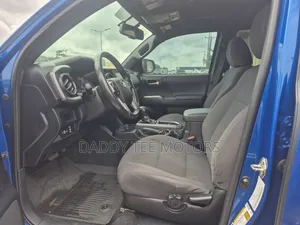Toyota Tacoma 4dr Double Cab 2016 Blue