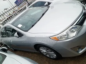 Toyota Camry 2012 Silver