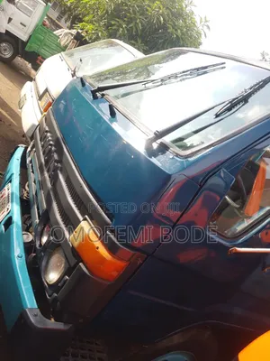 Toyota Dyna 200 Six Tryes Normal Hand With 3rz Injector Engine Petrol