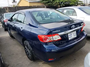 Toyota Corolla 2013 Blue