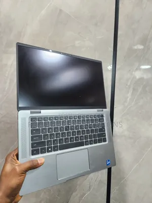 Laptop Dell Latitude 9520 16GB Intel Core i7 SSD 512GB