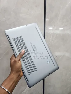 Laptop Dell Latitude 9520 16GB Intel Core i7 SSD 512GB