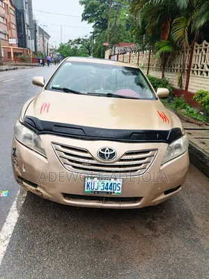 Toyota Camry 2008 Gold