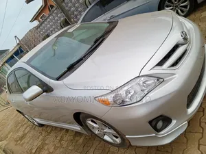Toyota Corolla 2013 Silver