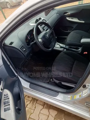 Toyota Corolla 2013 Silver