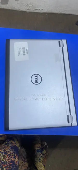 Laptop Dell Latitude 3330 8GB Intel Core i3 HDD 500GB