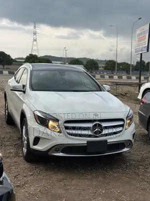 Mercedes-Benz GLA 250 2016 White