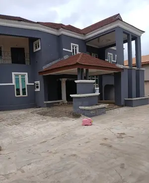 4bdrm Duplex in Bodija for rent