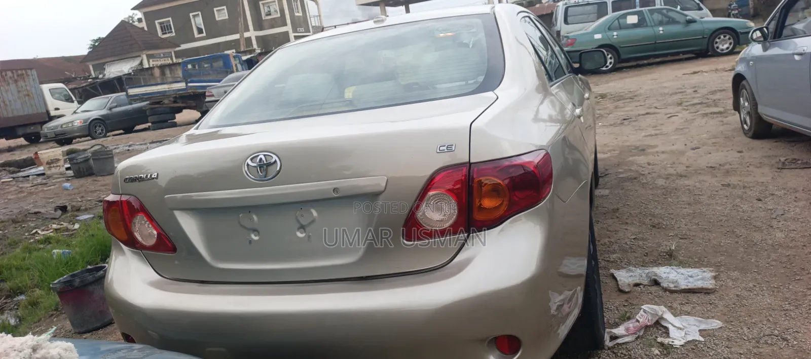 Toyota Corolla 2010 Gold
