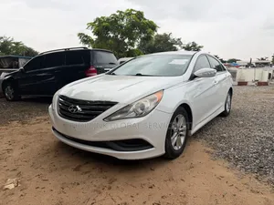 Hyundai Sonata Limited 4dr Sedan (2.0L 4cyl Turbo 6A) 2014 White