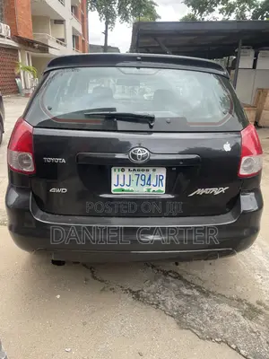 Toyota Matrix Standard AWD (1.8L 4cyl 4A) 2004 Black