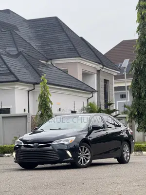 Toyota Camry XLE 4dr Sedan (3.5L 6cyl 6A) 2015 Blue