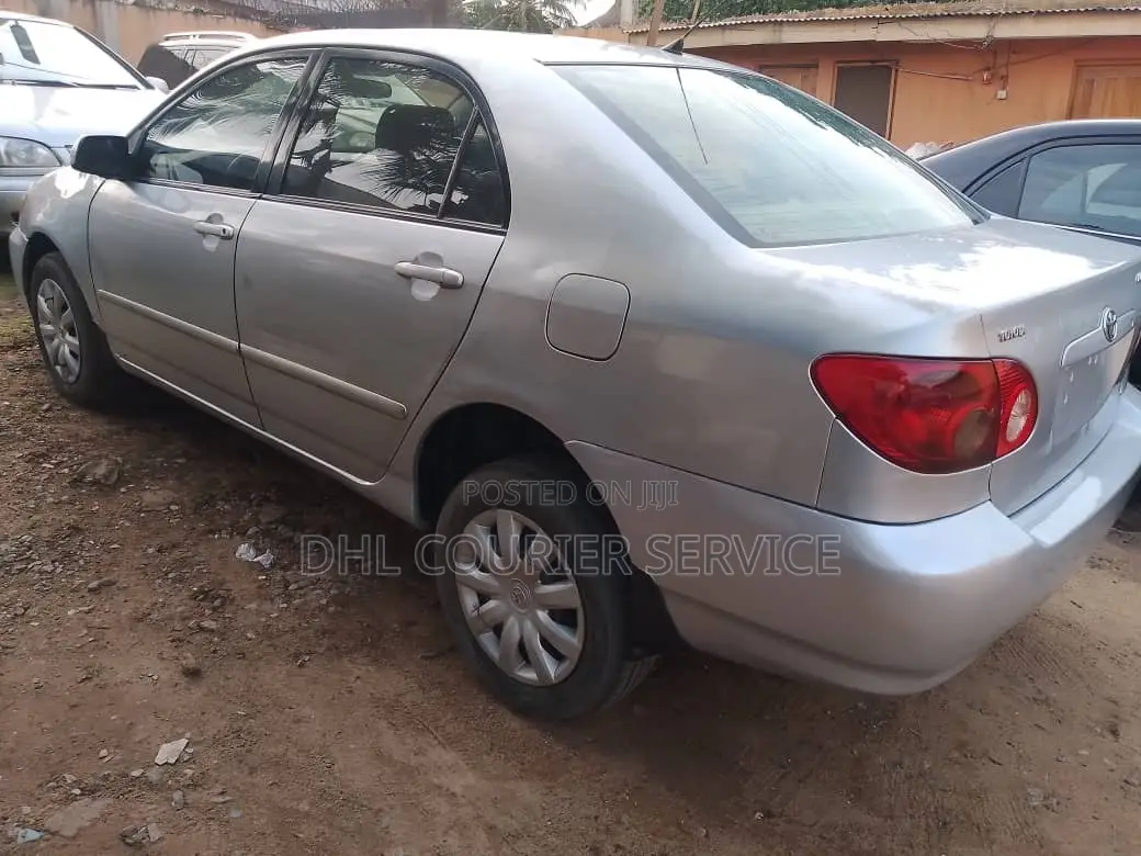 Toyota Corolla 2005 Silver