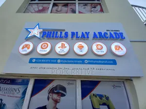 8FT × 3.5FT Fascia Signage